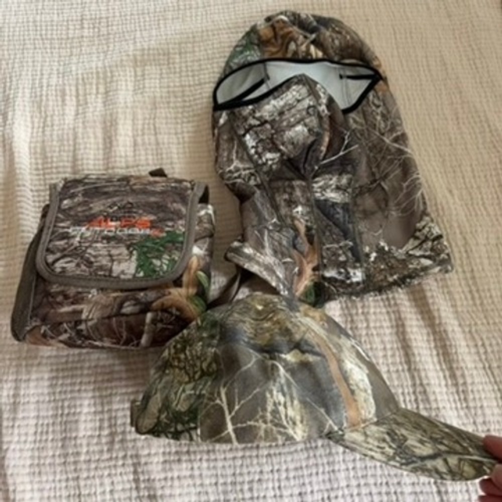 ALPS OutdoorZ Realtree Hunting Bundle Bino Bag PowerCap Balaclava Hat OSFM‎